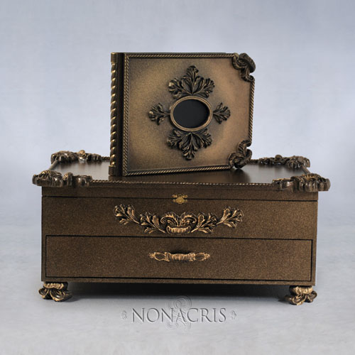 Aurora Textus EBG (Empire Beatone Gold)